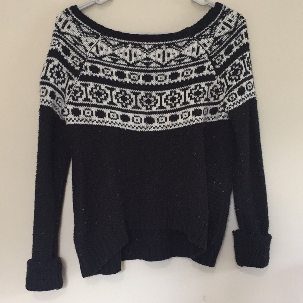 Black and White American Eagle Sweater
